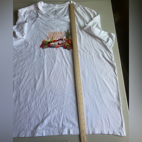 Nike 3XL White Graphic Tee Swoosh Fruit Logo Oversized T-Shirt - Picture 10 of 11